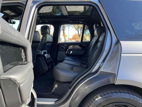 Used 2019 Land Rover Range Rover HSE image 60