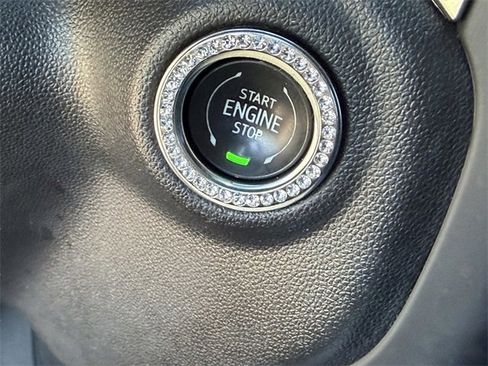 Used 2020 Chevrolet Silverado 2500 LTZ w/ LTZ Premium Package image 19