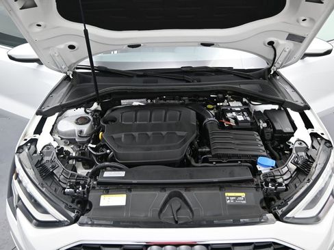 Used 2024 Audi A3 2.0T Premium image 5