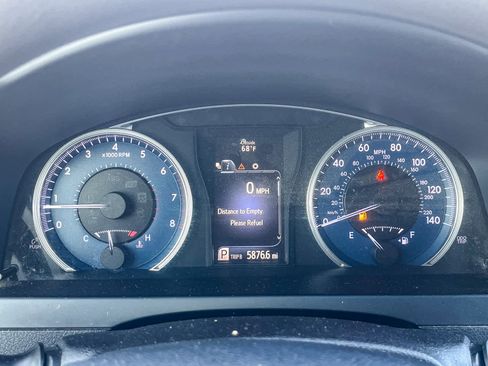 Used 2016 Toyota Camry LE image 22