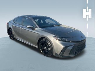 Used 2025 Toyota Camry SE FWD video 1