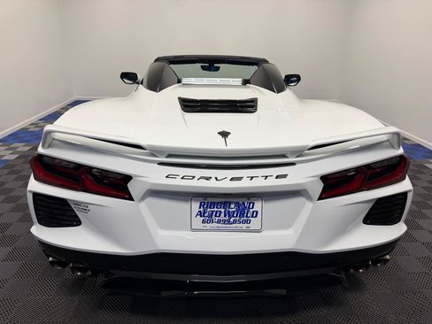 Used 2022 Chevrolet Corvette Stingray Premium Conv w/ Z51 Performance Package RWD image 9