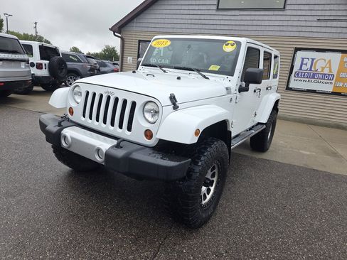 Used 2013 Jeep Wrangler Unlimited Sahara w/ Mopar Chrome Edition Group image 1