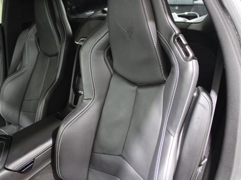 Used 2022 Chevrolet Corvette Stingray Preferred Cpe w/ 2LT image 5