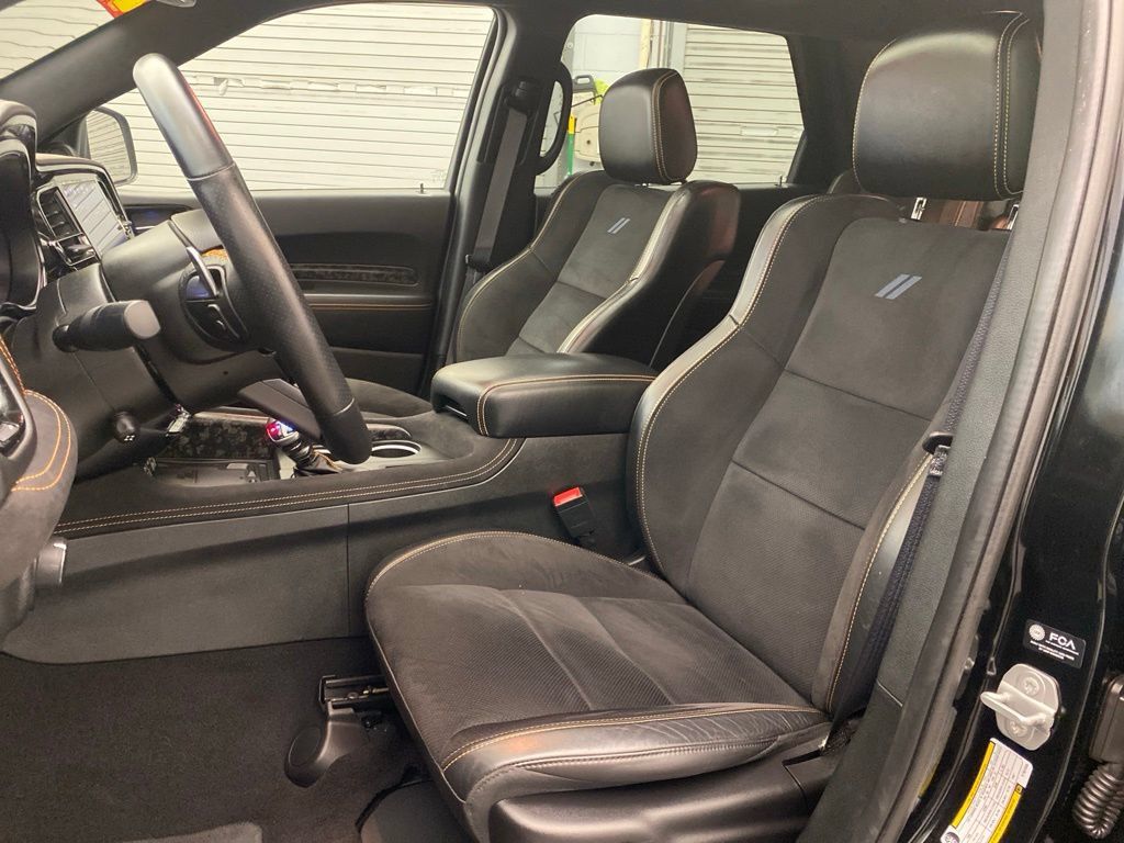 Used 2023 Dodge Durango R/T w/ Hemi Orange Plus Package AWD/4WD image 21