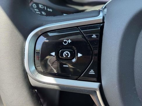 Used 2023 Volvo XC60 B5 Ultimate w/ Climate Package AWD/4WD image 22