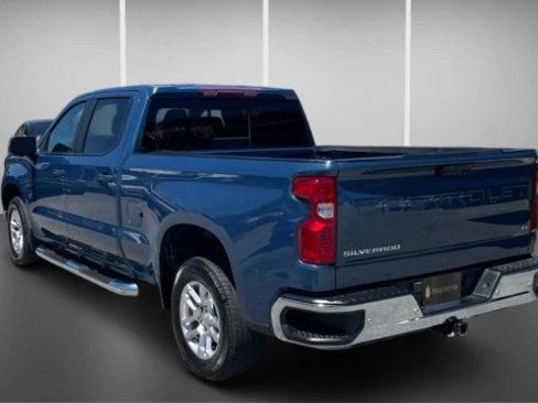 Used 2024 Chevrolet Silverado 1500 LT RWD image 10