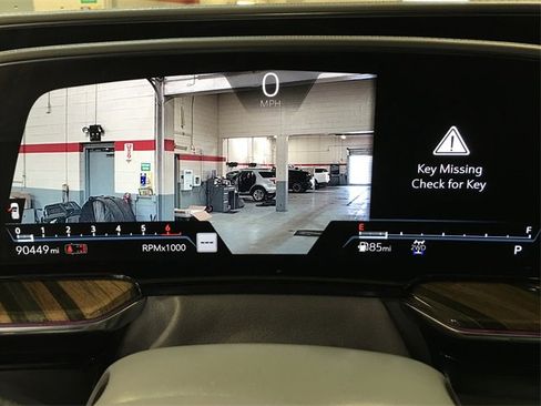 Used 2022 Cadillac Escalade ESV Sport Platinum w/ Heavy-Duty Trailer Package image 5