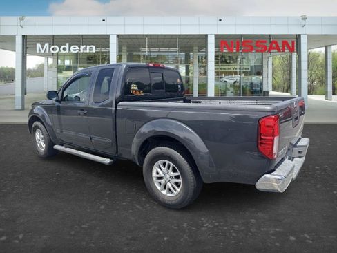 Used 2012 Nissan Frontier SV w/ SV Premium Utility Pkg RWD image 5