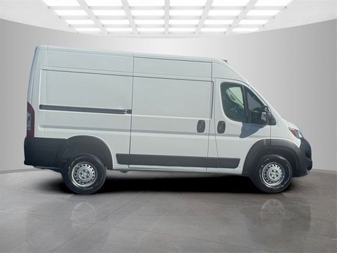 Used 2025 RAM ProMaster 1500 image 8