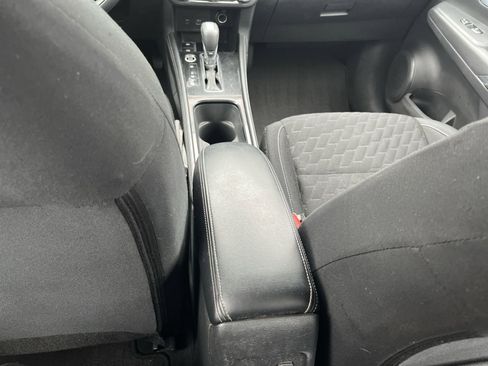 Used 2023 Nissan Kicks SV image 23