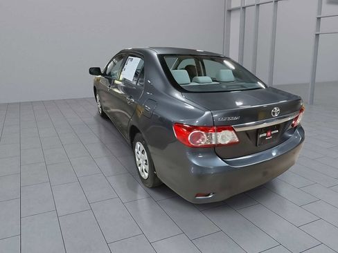 Used 2011 Toyota Corolla LE image 9