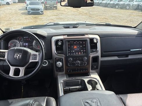 Used 2017 RAM 1500 Laramie w/ Convenience Group image 9