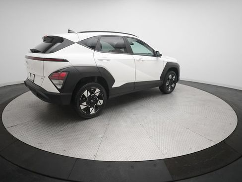 Used 2024 Hyundai Kona SEL AWD/4WD image 34