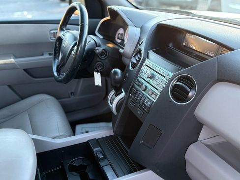 Used 2011 Honda Pilot EX-L image 29