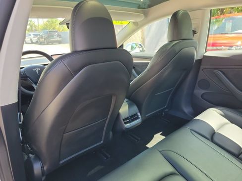 Used 2023 Tesla Model 3 Standard Range RWD image 13