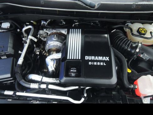 Used 2023 Chevrolet Suburban High Country w/ Advanced Technology Package image 53