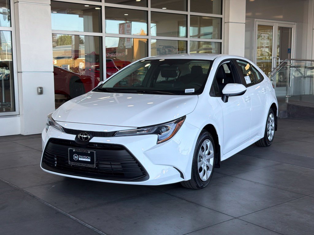 New 2027 Toyota Corolla LE FWD image 2