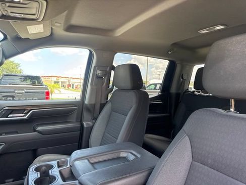 Used 2023 Chevrolet Silverado 1500 LT AWD/4WD image 24