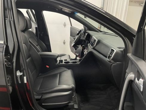 Used 2021 Kia Sportage S AWD/4WD image 42