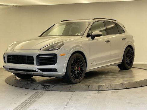 Used 2021 Porsche Cayenne GTS image 1
