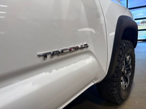 Used 2023 Toyota Tacoma TRD Off-Road AWD/4WD image 67