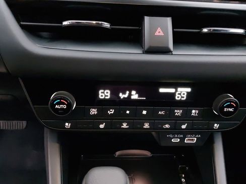 New 2026 Subaru Outback Touring XT AWD/4WD image 17