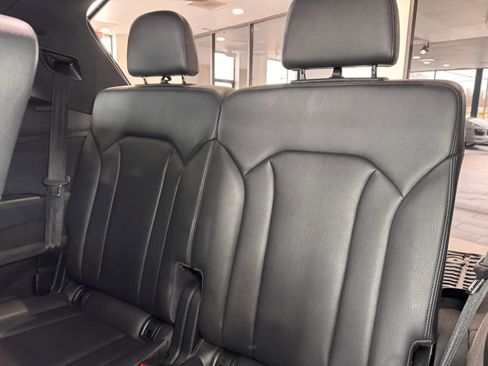 Used 2018 Audi Q7 2.0T Premium Plus w/ Premium Plus Package image 19