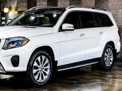 Used 2019 Mercedes-Benz GLS 450 4MATIC w/ Premium 1 Package image 11