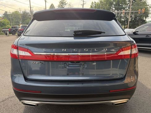 Used 2018 Lincoln MKX Premiere FWD image 4