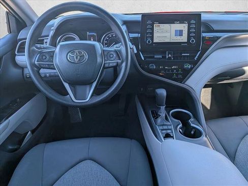 Used 2021 Toyota Camry LE image 15