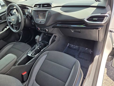 Certified 2023 Chevrolet TrailBlazer LT FWD image 15