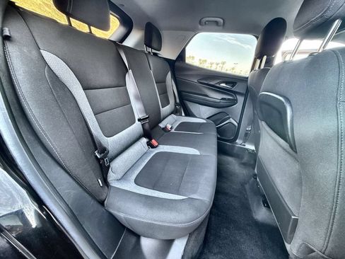 Used 2023 Chevrolet TrailBlazer LT FWD image 25