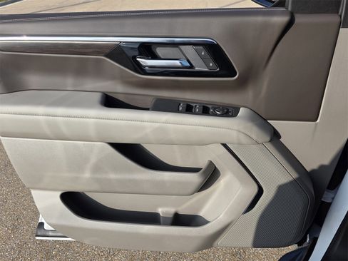 New 2026 Chevrolet Tahoe LS image 18