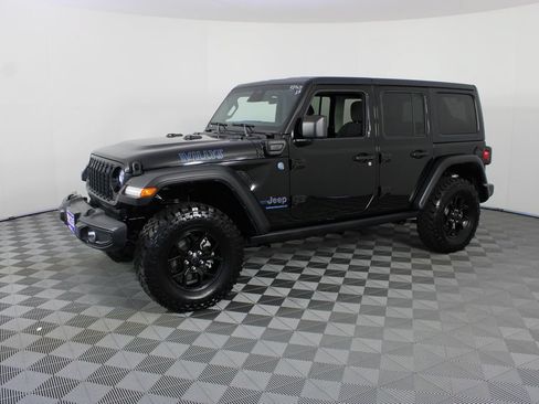 Used 2025 Jeep Wrangler Unlimited Sport S 4xe AWD/4WD image 2