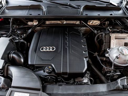 Used 2023 Audi Q5 Premium w/ Premium Plus Package AWD/4WD image 34