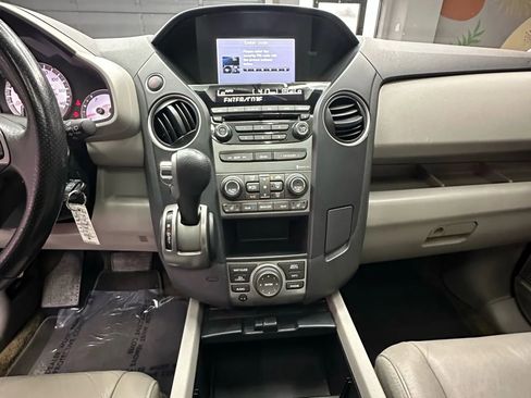 Used 2014 Honda Pilot EX-L image 16