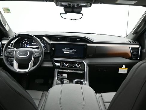 New 2026 GMC Sierra 1500 Denali image 9