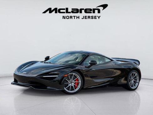 New 2026 McLaren 750S RWD image 1
