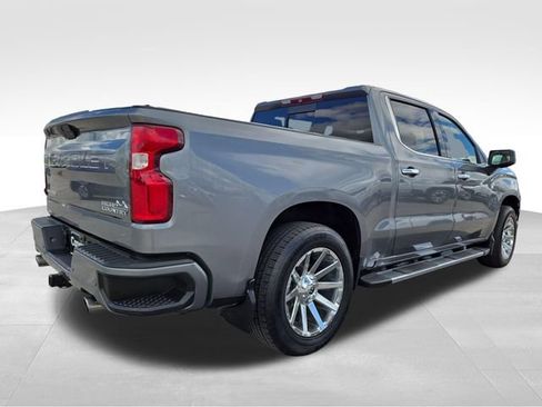 Used 2019 Chevrolet Silverado 1500 High Country w/ Technology Package AWD/4WD image 13