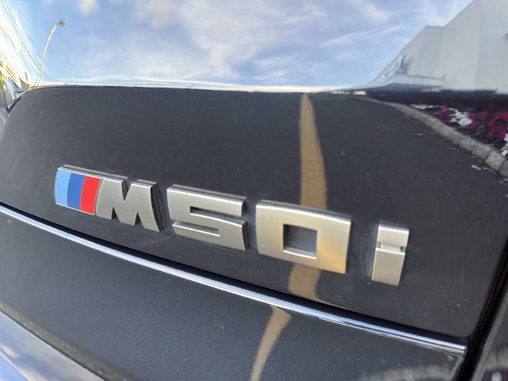 Used 2022 BMW X5 M50i w/ Executive Package AWD/4WD image 15