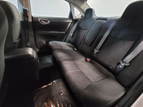 Used 2018 Nissan Sentra SV FWD image 9