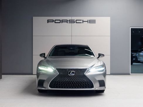 Used 2022 Lexus LS 500 w/ Interior Upgrade Package image 10