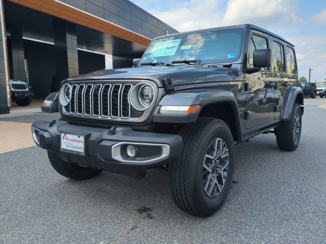New 2026 Jeep Wrangler Unlimited Sahara w/ Technology Group AWD/4WD image 8