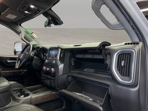 Used 2022 GMC Sierra 3500 Denali w/ Denali Ultimate Package AWD/4WD image 18
