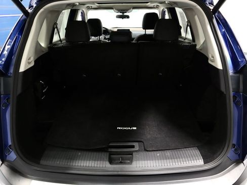 Certified 2023 Nissan Rogue SV w/ SV Premium B Package AWD/4WD image 14