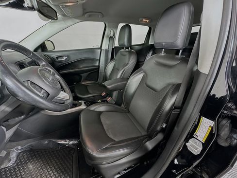Used 2018 Jeep Compass Latitude w/ Popular Equipment Group AWD/4WD image 26