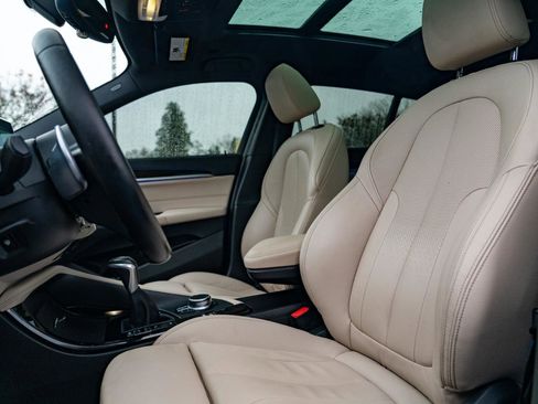 Used 2018 BMW X2 xDrive28i w/ M SportX Package image 17