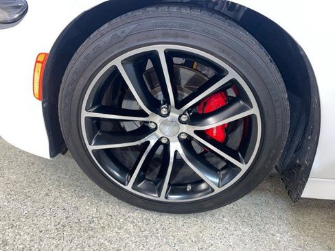 Used 2016 Dodge Charger R/T Scat Pack w/ Beats Audio Group image 31