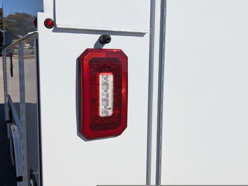 New 2025 Chevrolet Express 3500 3500 VAN 139 w/ Power Convenience Package image 10